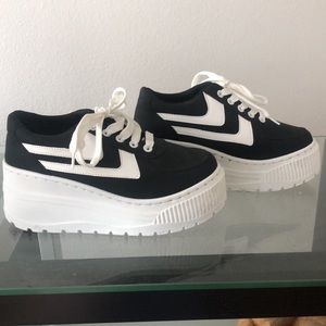 Quipid Platform Shoes